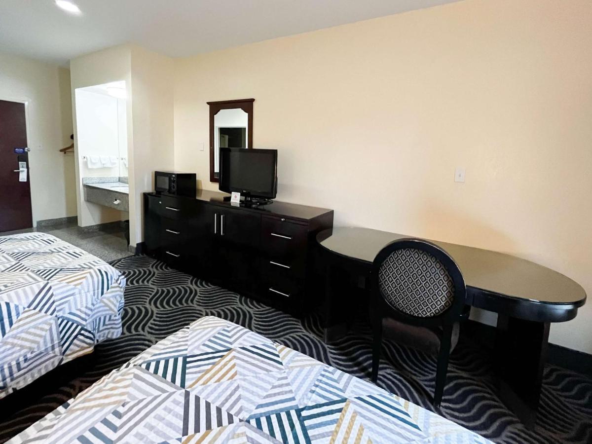 Executive Inn & Suites Breaux Bridge, La Екстер'єр фото